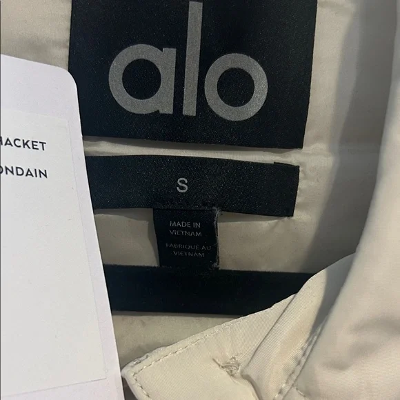 ALO Yoga SOCIALITE Shacket in BONE NWT